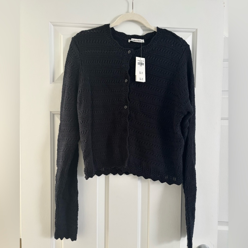 Abercrombie & Fitch Black Cropped Cardigan - Picture 2 of 3